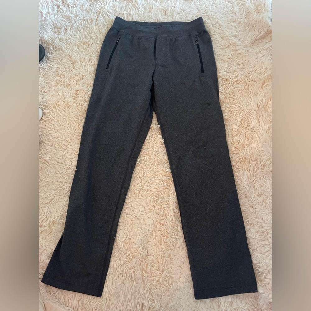 Men’s Large LULULEMON.